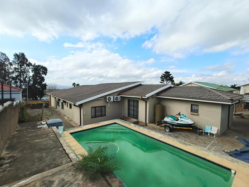 7 Bedroom Property for Sale in Southernwood Eastern Cape